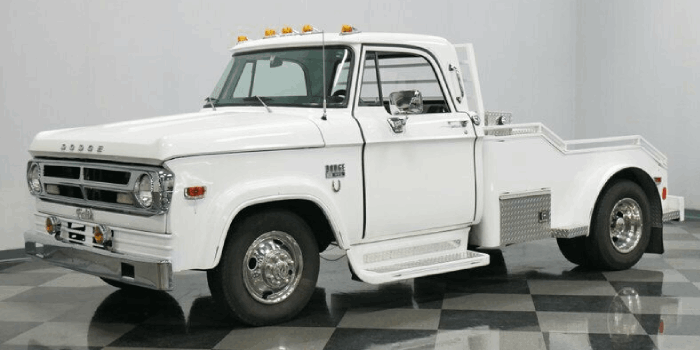 Dodge 300 pickup parts